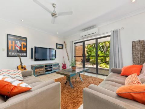 1/27 Lakes Crescent Marrara NT 0812