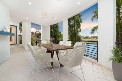 2 2 Bradhurst Court Bayview