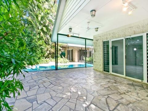 22 Martin Crescent Coconut Grove NT 0810