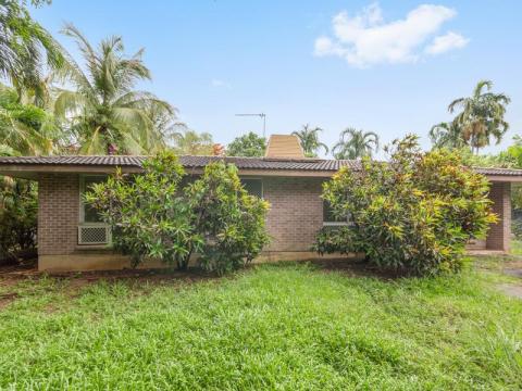 2 Bee Court Malak NT 0812