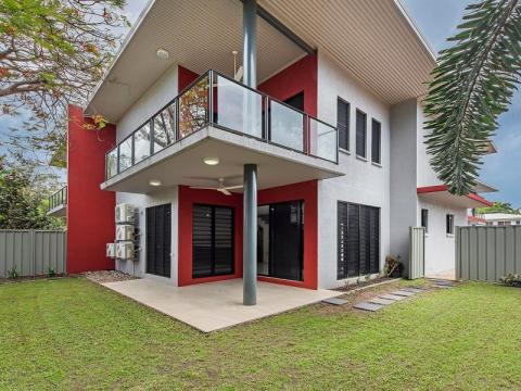 3/3 Musgrave Crescent Coconut Grove NT 0810